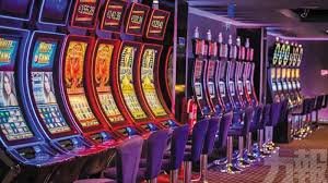 Mobile view of an OkeBet slot game running on a smartphone screen